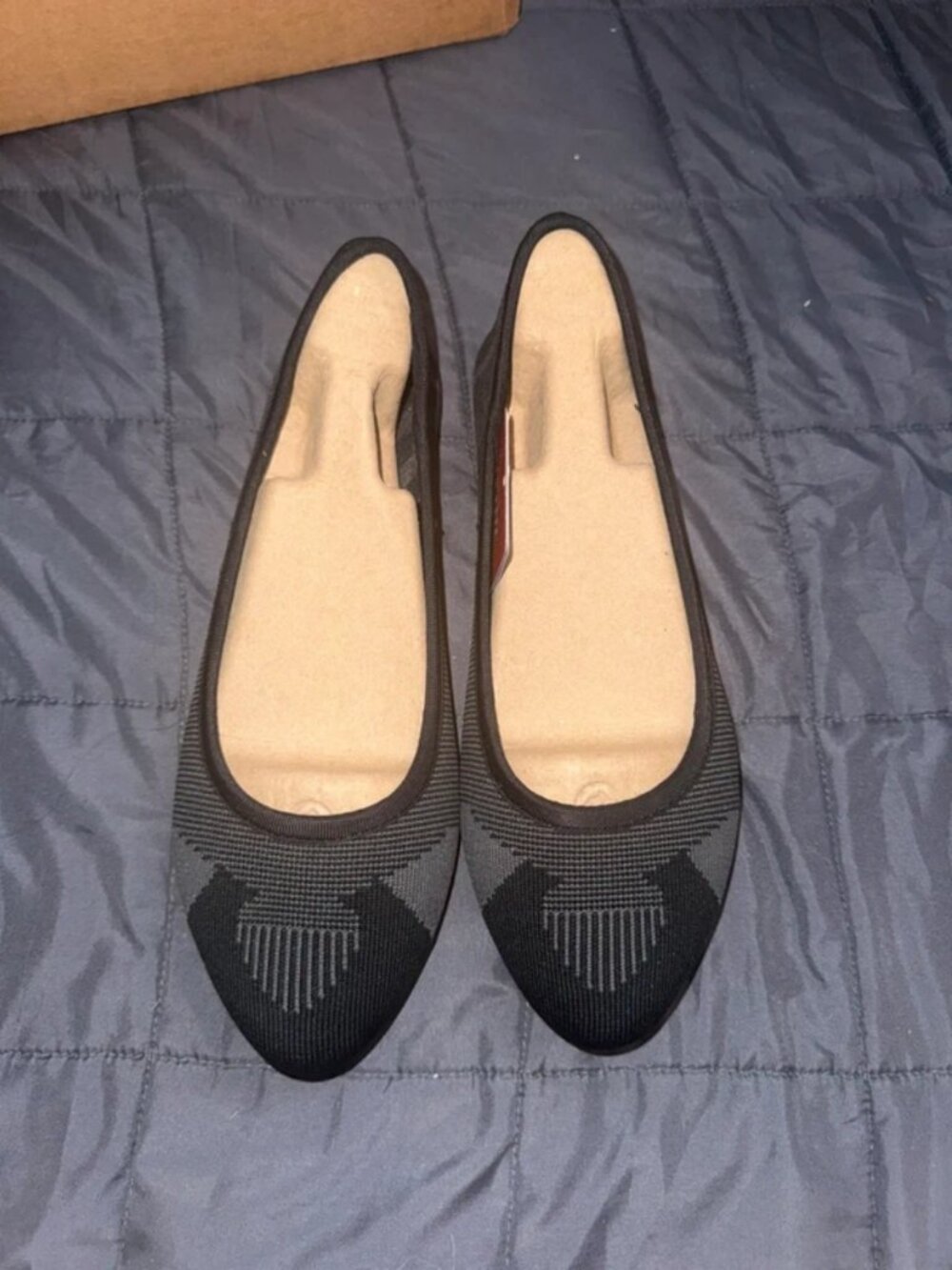 sketchers flats